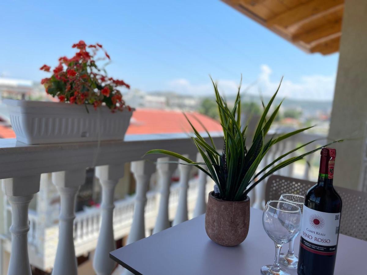 Vila Arial Vlorë Eksteriør billede