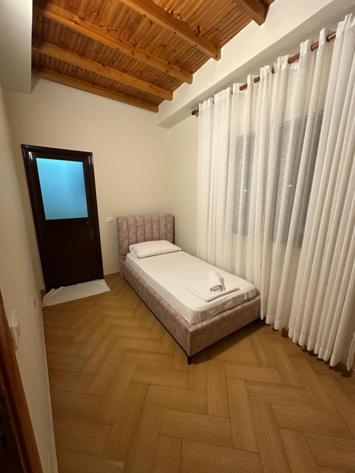 Vila Arial Vlorë Eksteriør billede